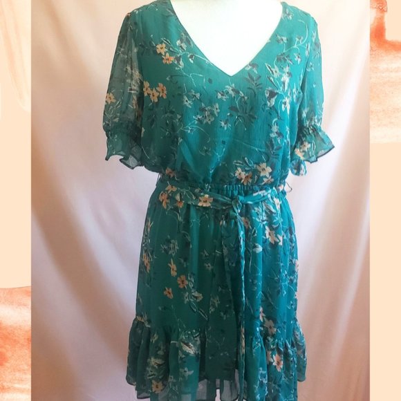 Express Dresses & Skirts - Express Floral Midi Dress